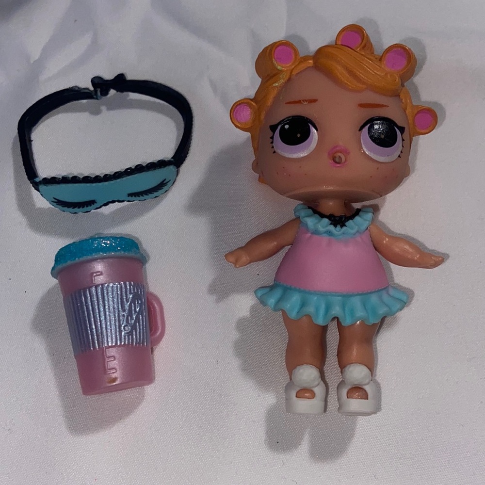 LOL Surprise Doll Orange Hair w/ Curlers Sleep Mask Sippy Cup High Heels Dress